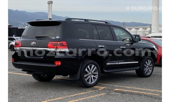 Nunua Imported Toyota Land Cruiser Nyeusi Gari ndani ya Import - Dubai nchini Cabo Delgado Nunua Imported Toyota Land Cruiser Nyeusi Gari ndani ya Import - Dubai nchini Cabo Delgado
