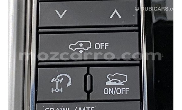 Nunua Imported Toyota Land Cruiser Nyeusi Gari ndani ya Import - Dubai nchini Cabo Delgado Nunua Imported Toyota Land Cruiser Nyeusi Gari ndani ya Import - Dubai nchini Cabo Delgado