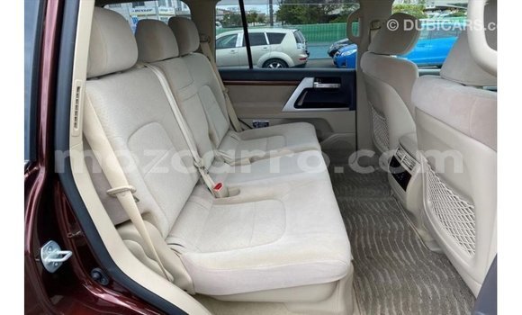 Comprar Importar Toyota Land Cruiser Vermelho Carro em Import - Dubai em Cabo Delgado Comprar Importar Toyota Land Cruiser Vermelho Carro em Import - Dubai em Cabo Delgado