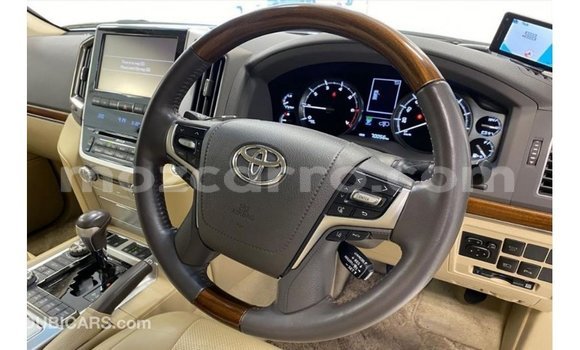 Buy Import Toyota Land Cruiser White Car in Import - Dubai in Cabo Delgado Buy Import Toyota Land Cruiser White Car in Import - Dubai in Cabo Delgado