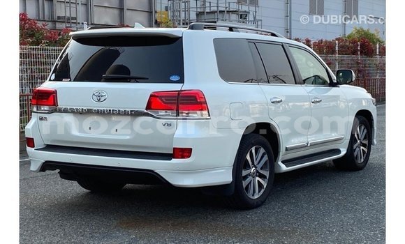 Buy Import Toyota Land Cruiser White Car in Import - Dubai in Cabo Delgado Buy Import Toyota Land Cruiser White Car in Import - Dubai in Cabo Delgado
