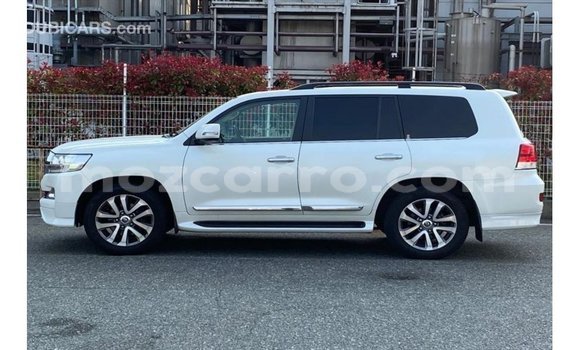 Buy Import Toyota Land Cruiser White Car in Import - Dubai in Cabo Delgado Buy Import Toyota Land Cruiser White Car in Import - Dubai in Cabo Delgado