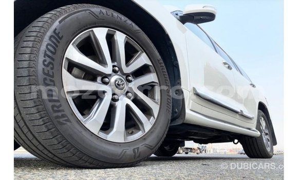 Buy Import Toyota Land Cruiser White Car in Import - Dubai in Cabo Delgado Buy Import Toyota Land Cruiser White Car in Import - Dubai in Cabo Delgado