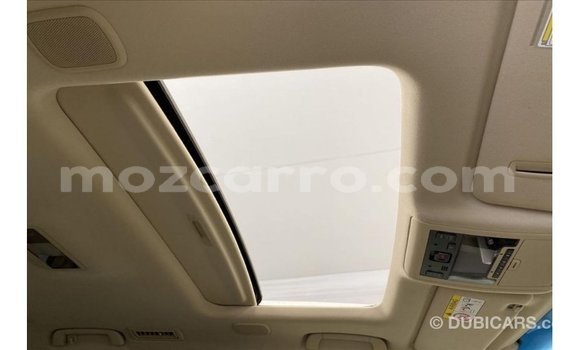 Comprar Importar Toyota Land Cruiser Branco Carro em Import - Dubai em Cabo Delgado Comprar Importar Toyota Land Cruiser Branco Carro em Import - Dubai em Cabo Delgado