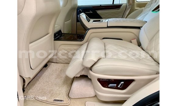 Nunua Imported Lexus LX Nyeusi Gari ndani ya Import - Dubai nchini Cabo Delgado Nunua Imported Lexus LX Nyeusi Gari ndani ya Import - Dubai nchini Cabo Delgado