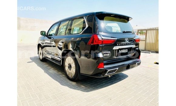 Nunua Imported Lexus LX Nyeusi Gari ndani ya Import - Dubai nchini Cabo Delgado Nunua Imported Lexus LX Nyeusi Gari ndani ya Import - Dubai nchini Cabo Delgado