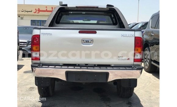 Tenga Imported Toyota Hilux Zvimwe Mota in Import - Dubai in Cabo Delgado Tenga Imported Toyota Hilux Zvimwe Mota in Import - Dubai in Cabo Delgado