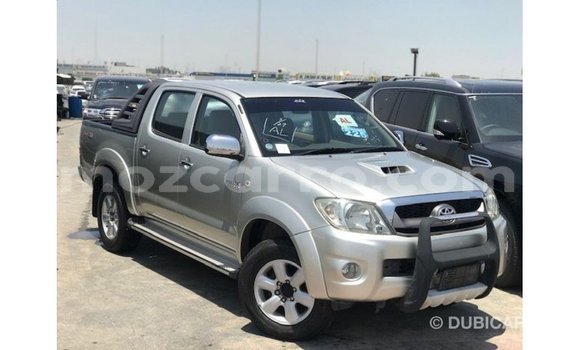 Tenga Imported Toyota Hilux Zvimwe Mota in Import - Dubai in Cabo Delgado Tenga Imported Toyota Hilux Zvimwe Mota in Import - Dubai in Cabo Delgado