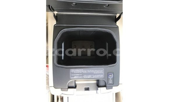 Buy Import Toyota Land Cruiser Blue Car in Import - Dubai in Cabo Delgado Buy Import Toyota Land Cruiser Blue Car in Import - Dubai in Cabo Delgado