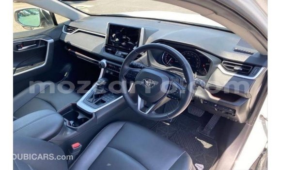 Tenga Imported Toyota 4Runner Chena Mota in Import - Dubai in Cabo Delgado Tenga Imported Toyota 4Runner Chena Mota in Import - Dubai in Cabo Delgado