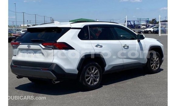 Tenga Imported Toyota 4Runner Chena Mota in Import - Dubai in Cabo Delgado Tenga Imported Toyota 4Runner Chena Mota in Import - Dubai in Cabo Delgado