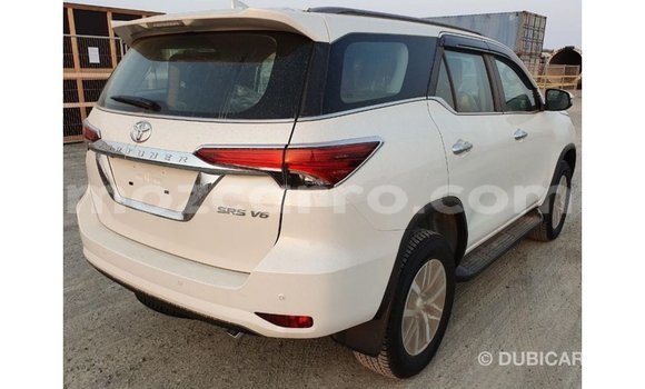 Tenga Imported Toyota Fortuner Chena Mota in Import - Dubai in Cabo Delgado Tenga Imported Toyota Fortuner Chena Mota in Import - Dubai in Cabo Delgado