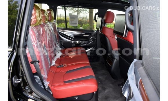 Nunua Imported Lexus LX Nyeusi Gari ndani ya Import - Dubai nchini Cabo Delgado Nunua Imported Lexus LX Nyeusi Gari ndani ya Import - Dubai nchini Cabo Delgado