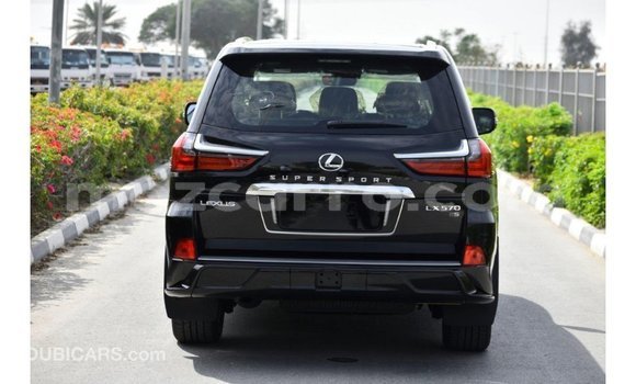 Nunua Imported Lexus LX Nyeusi Gari ndani ya Import - Dubai nchini Cabo Delgado Nunua Imported Lexus LX Nyeusi Gari ndani ya Import - Dubai nchini Cabo Delgado