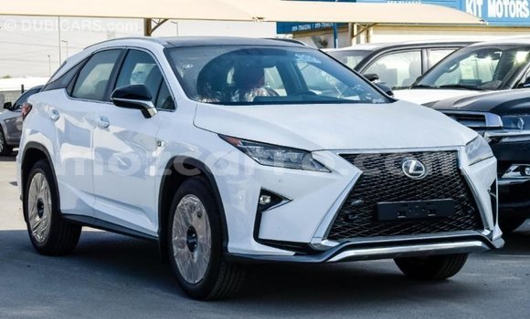 Nunua Imported Lexus RX 300 Nyeupe Gari ndani ya Import - Dubai nchini Cabo Delgado Nunua Imported Lexus RX 300 Nyeupe Gari ndani ya Import - Dubai nchini Cabo Delgado