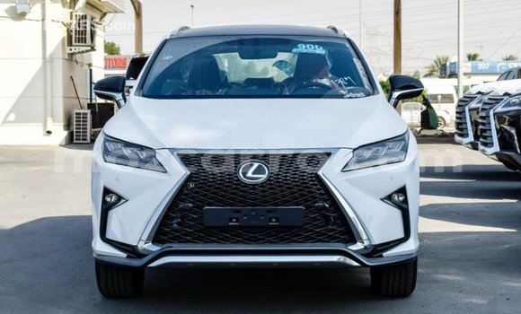 Nunua Imported Lexus RX 300 Nyeupe Gari ndani ya Import - Dubai nchini Cabo Delgado Nunua Imported Lexus RX 300 Nyeupe Gari ndani ya Import - Dubai nchini Cabo Delgado