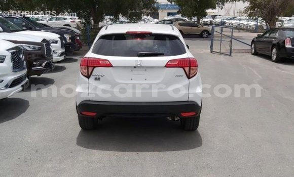 Comprar Importar Honda HR-V Branco Carro em Import - Dubai em Cabo Delgado Comprar Importar Honda HR-V Branco Carro em Import - Dubai em Cabo Delgado