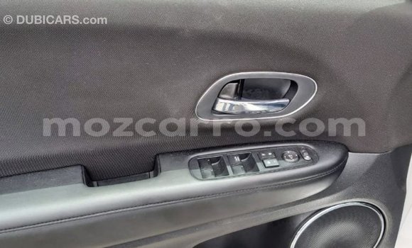 Comprar Importar Honda HR-V Branco Carro em Import - Dubai em Cabo Delgado Comprar Importar Honda HR-V Branco Carro em Import - Dubai em Cabo Delgado