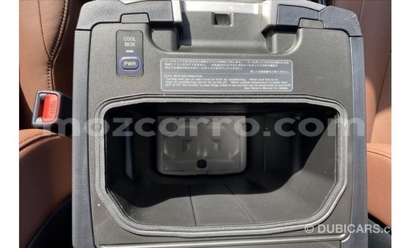 Comprar Importar Toyota Land Cruiser Preto Carro em Import - Dubai em Cabo Delgado Comprar Importar Toyota Land Cruiser Preto Carro em Import - Dubai em Cabo Delgado