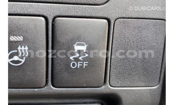 Tenga Imported Toyota Land Cruiser Nhema Mota in Import - Dubai in Cabo Delgado Tenga Imported Toyota Land Cruiser Nhema Mota in Import - Dubai in Cabo Delgado