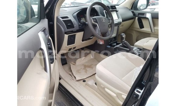 Nunua Imported Toyota Prado Nyeusi Gari ndani ya Import - Dubai nchini Cabo Delgado Nunua Imported Toyota Prado Nyeusi Gari ndani ya Import - Dubai nchini Cabo Delgado