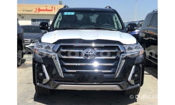 Comprar Importar Toyota Land Cruiser Preto Carro em Import - Dubai em Cabo Delgado Comprar Importar Toyota Land Cruiser Preto Carro em Import - Dubai em Cabo Delgado