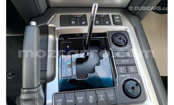 Comprar Importar Toyota Land Cruiser De outros Carro em Import - Dubai em Cabo Delgado Comprar Importar Toyota Land Cruiser De outros Carro em Import - Dubai em Cabo Delgado