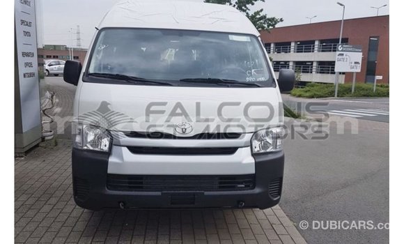 Nunua Imported Toyota Hiace Nyeupe Gari ndani ya Import - Dubai nchini Cabo Delgado Nunua Imported Toyota Hiace Nyeupe Gari ndani ya Import - Dubai nchini Cabo Delgado