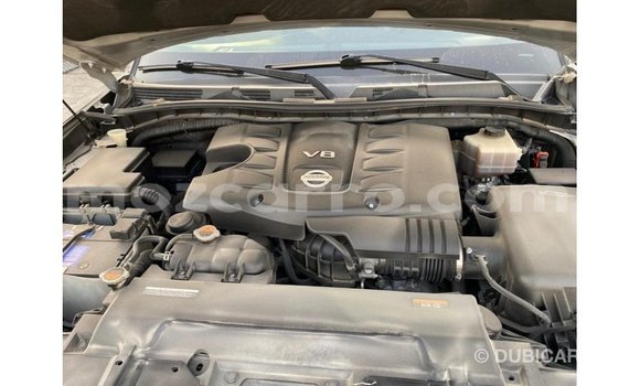 Tenga Imported Nissan Patrol Zvimwe Mota in Import - Dubai in Cabo Delgado Tenga Imported Nissan Patrol Zvimwe Mota in Import - Dubai in Cabo Delgado