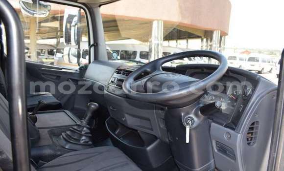 Nunua Ilio tumika Mercedes‒Benz Atego Nyeupe Lori ndani ya Maputo nchini Maputo