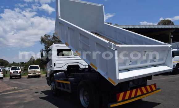 Tenga Tsaru Mercedes‒Benz Atego Chena Rori in Maputo in Maputo Tenga Tsaru Mercedes‒Benz Atego Chena Rori in Maputo in Maputo