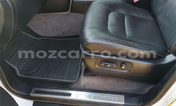 Comprar Usado Toyota Land Cruiser Prado Branco Carro em Maputo em Maputo Comprar Usado Toyota Land Cruiser Prado Branco Carro em Maputo em Maputo