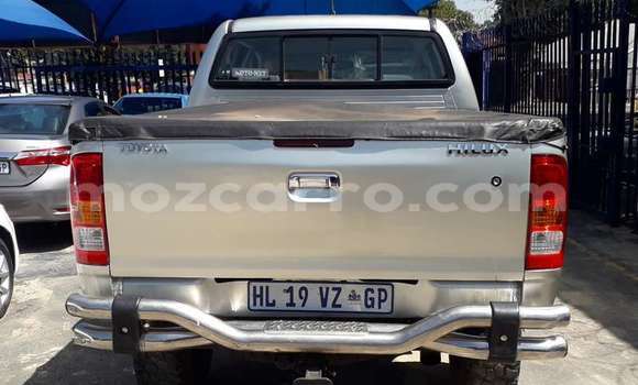 Buy Used Toyota Hilux Beige Car in Maputo in Maputo Buy Used Toyota Hilux Beige Car in Maputo in Maputo