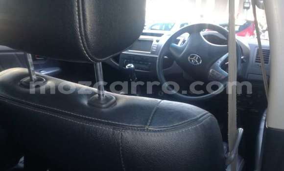 Buy Used Toyota Hilux Beige Car in Maputo in Maputo Buy Used Toyota Hilux Beige Car in Maputo in Maputo