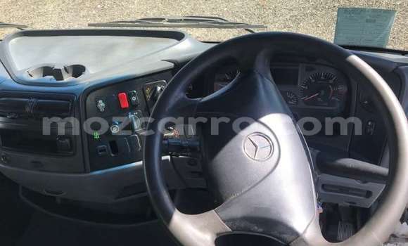 Comprar Usado Mercedes‒Benz 1520 Branco Caminhão em Maputo em Maputo Comprar Usado Mercedes‒Benz 1520 Branco Caminhão em Maputo em Maputo