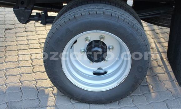 Comprar Usado Toyota Dyna Branco Caminhão em Maputo em Maputo Comprar Usado Toyota Dyna Branco Caminhão em Maputo em Maputo