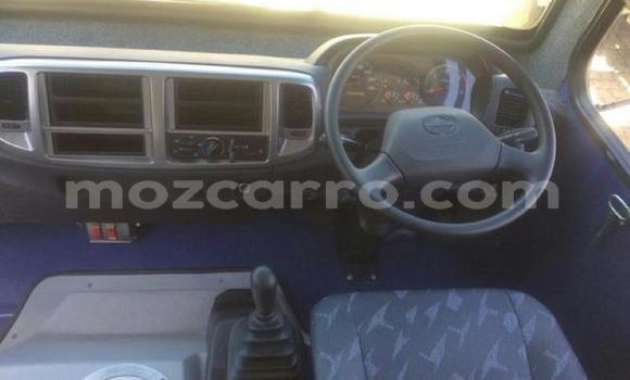Comprar Usado Hino 300 Series Branco Caminhão em Maputo em Maputo Comprar Usado Hino 300 Series Branco Caminhão em Maputo em Maputo