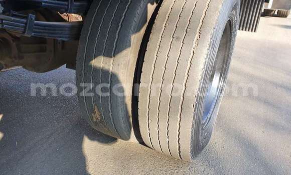 Nunua Ilio tumika Hino 300 Series Nyeupe Lori ndani ya Inhambane nchini Inhambane Nunua Ilio tumika Hino 300 Series Nyeupe Lori ndani ya Inhambane nchini Inhambane