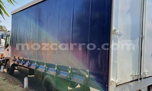 Comprar Usado Isuzu FTR 850 Branco Caminhão em Inhambane em Inhambane Comprar Usado Isuzu FTR 850 Branco Caminhão em Inhambane em Inhambane