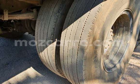 Comprar Usado Isuzu FTR 850 Branco Caminhão em Inhambane em Inhambane Comprar Usado Isuzu FTR 850 Branco Caminhão em Inhambane em Inhambane