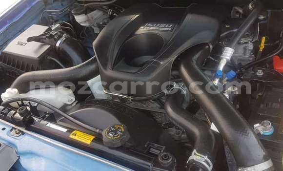 Nunua Ilio tumika Isuzu KB Bluu Gari ndani ya Inhambane nchini Inhambane Nunua Ilio tumika Isuzu KB Bluu Gari ndani ya Inhambane nchini Inhambane