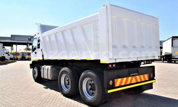 Buy Used Isuzu FTR 850 White Truck in Inhambane in Inhambane Buy Used Isuzu FTR 850 White Truck in Inhambane in Inhambane