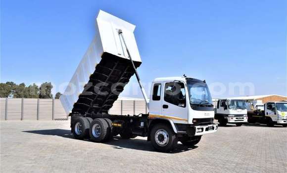 Buy Used Isuzu FTR 850 White Truck in Inhambane in Inhambane Buy Used Isuzu FTR 850 White Truck in Inhambane in Inhambane