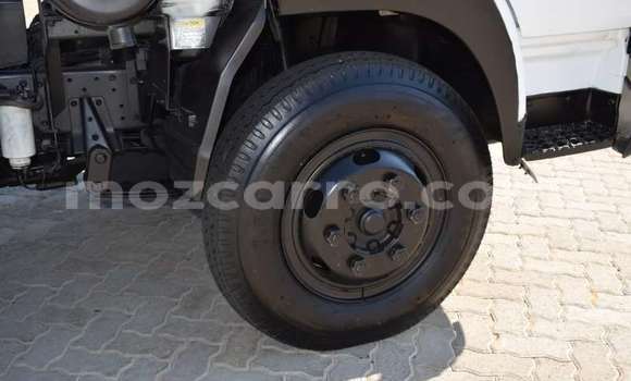 Buy Used Nissan UD White Truck in Inhambane in Inhambane Buy Used Nissan UD White Truck in Inhambane in Inhambane