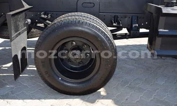 Buy Used Nissan UD White Truck in Inhambane in Inhambane Buy Used Nissan UD White Truck in Inhambane in Inhambane