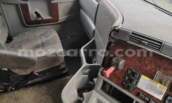 Buy Used Caterpillar 120 White Truck in Mabalane in Gaza Buy Used Caterpillar 120 White Truck in Mabalane in Gaza