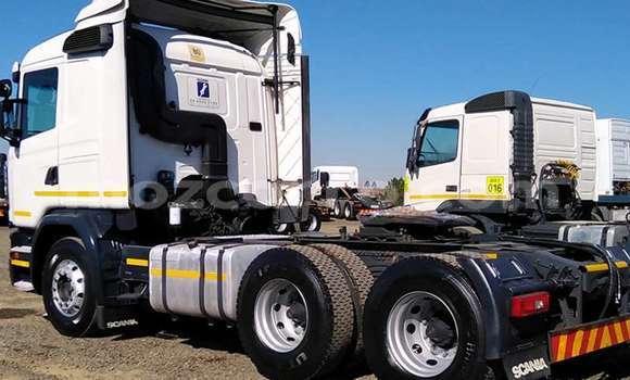 Buy Used Scania R420 White Truck in Maputo in Maputo Buy Used Scania R420 White Truck in Maputo in Maputo
