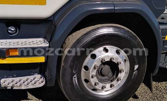 Buy Used Scania R420 White Truck in Maputo in Maputo Buy Used Scania R420 White Truck in Maputo in Maputo