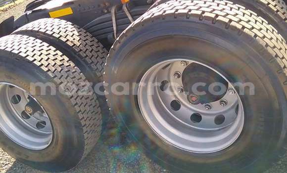 Buy Used Scania R420 White Truck in Maputo in Maputo Buy Used Scania R420 White Truck in Maputo in Maputo