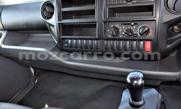 Buy Used Hino 300 Series White Truck in Maputo in Maputo Buy Used Hino 300 Series White Truck in Maputo in Maputo